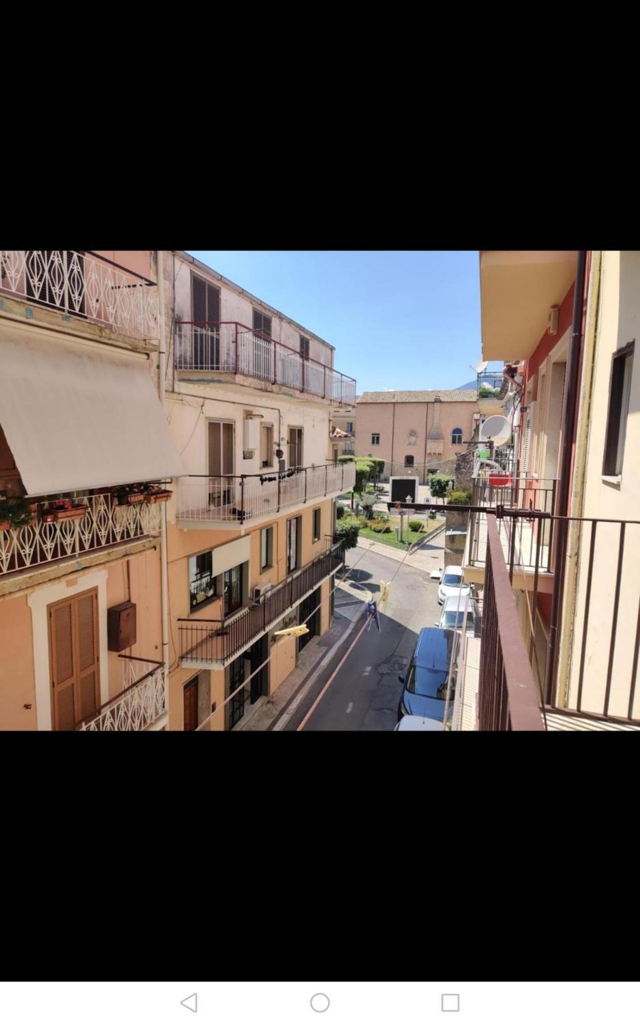 Casa Civita ฟอนดี ภายนอก รูปภาพ